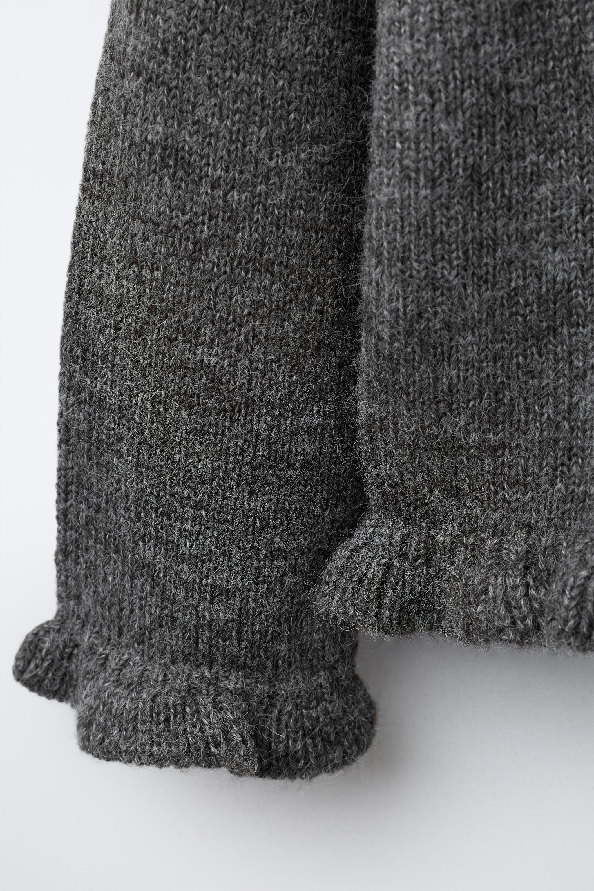 RUFFLED WOOL KNIT CARDIGAN